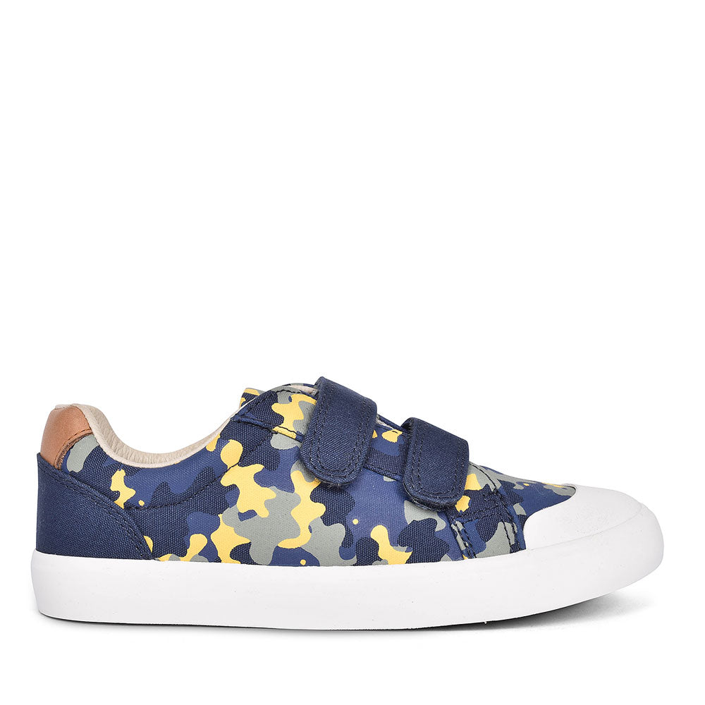 CLARKS COMIC AIR CAMO BOYS CANVAS SHOES in KIDS COL F