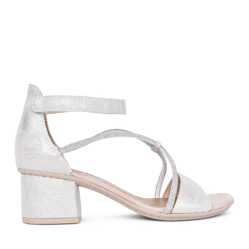 Ladies 64654 Low Heel Sandal In Silver