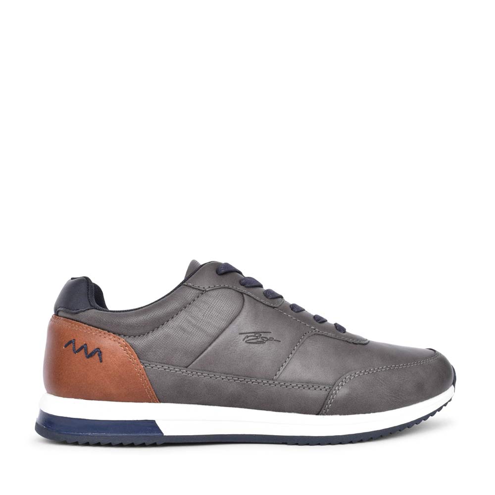 Mens Retallick Laced Trainer In Grey