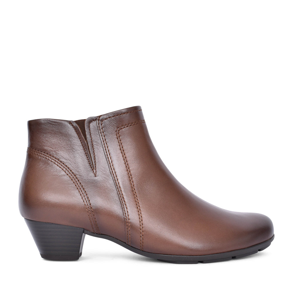 Ladies 55.638 Heritage Ankle Boot In Tan