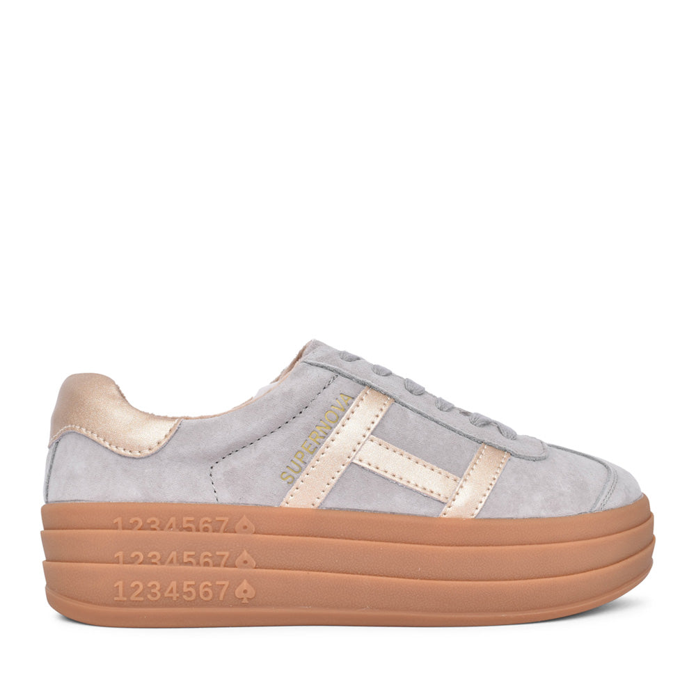 Ladies Sixty Eight Laced Trainer In Dove