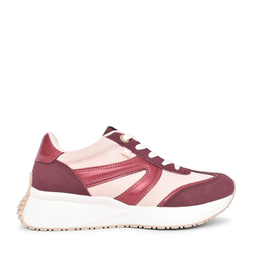 Ladies 143379 Platform Laced Trainer In Burgandy