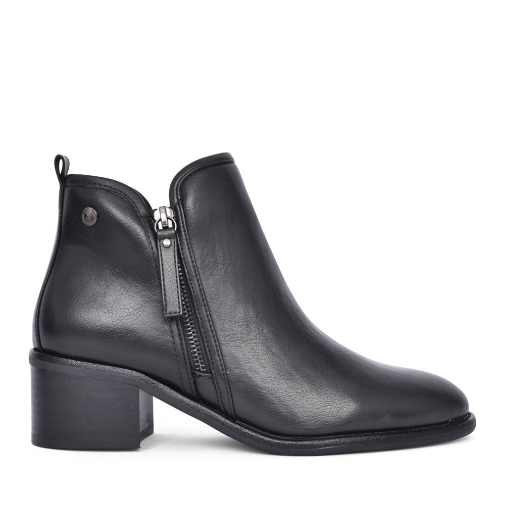 Ladies 143478 Low Heel Ankle Boot In Black