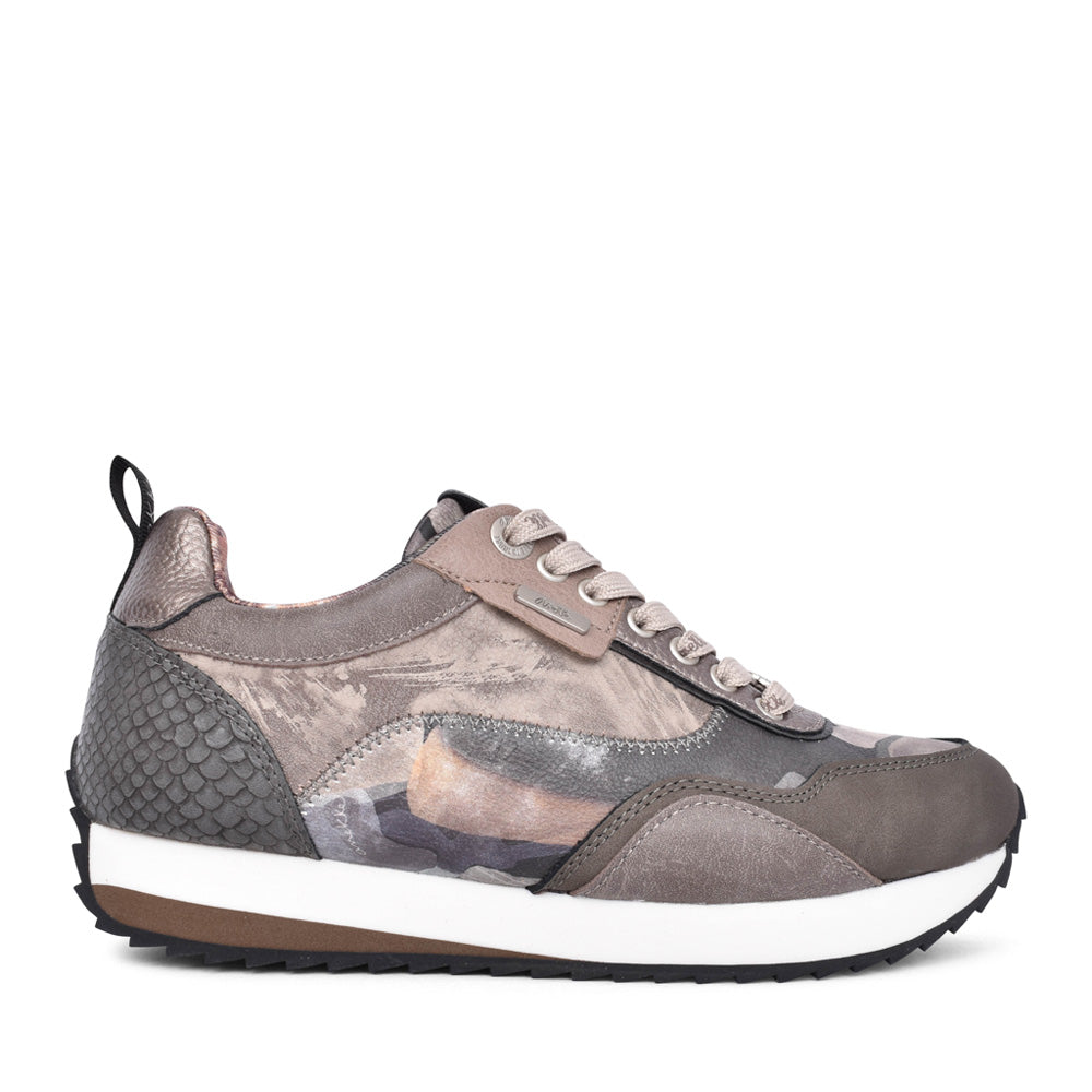 Ladies 39370-640 Laced Trainer In Multi-colour