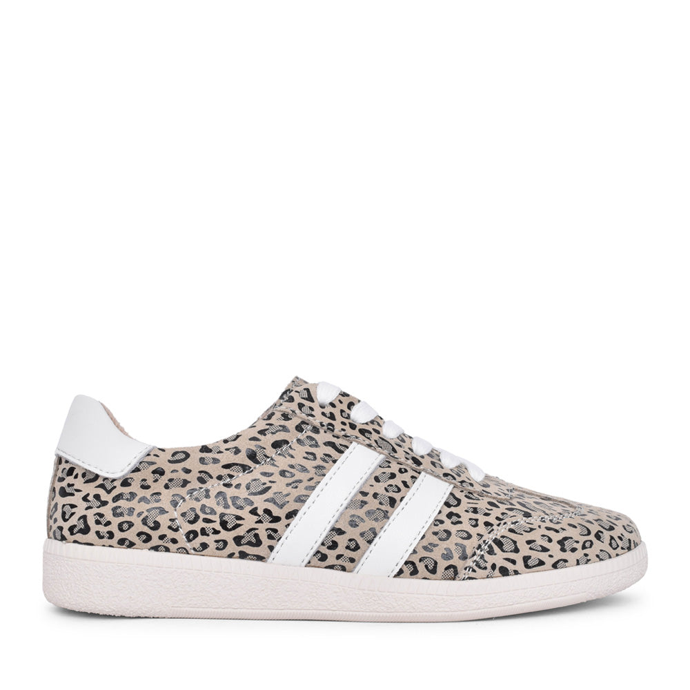 Ladies Fifty Three Laced Trainer In Animal