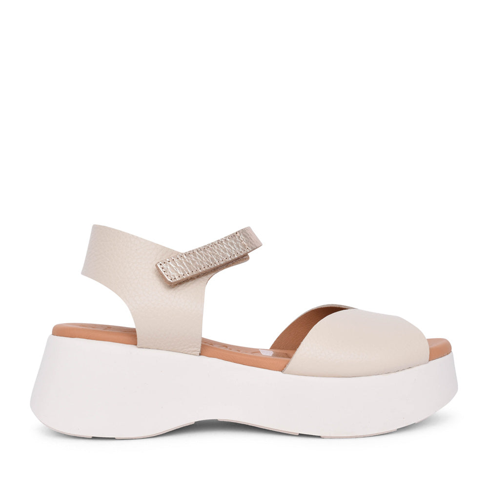 Ladies 5680 Velcro Sandal In Beige