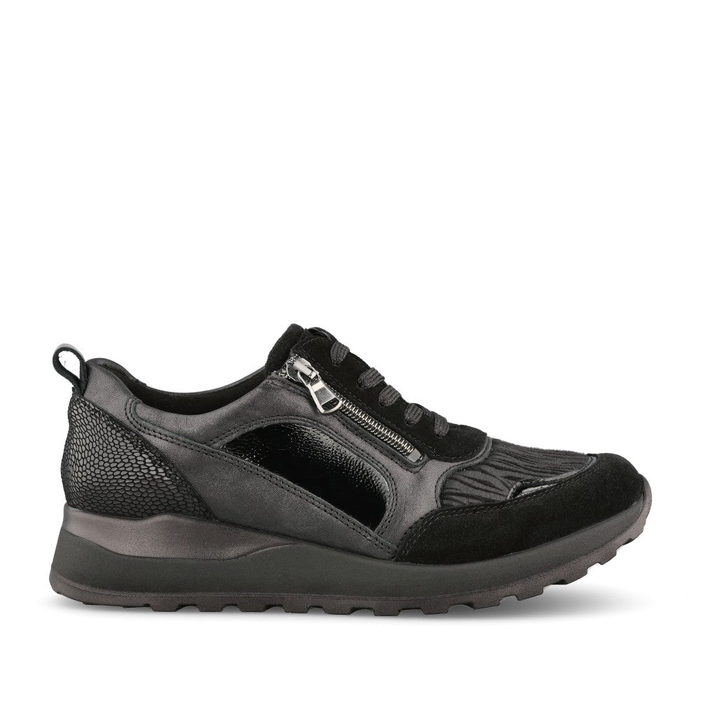 Ladies 364h16 Hiroko Trainer In Black