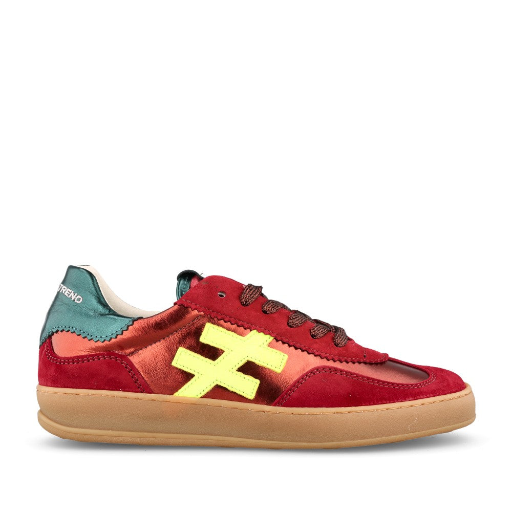 Ladies A032 80b2 Laced Trainer In Red