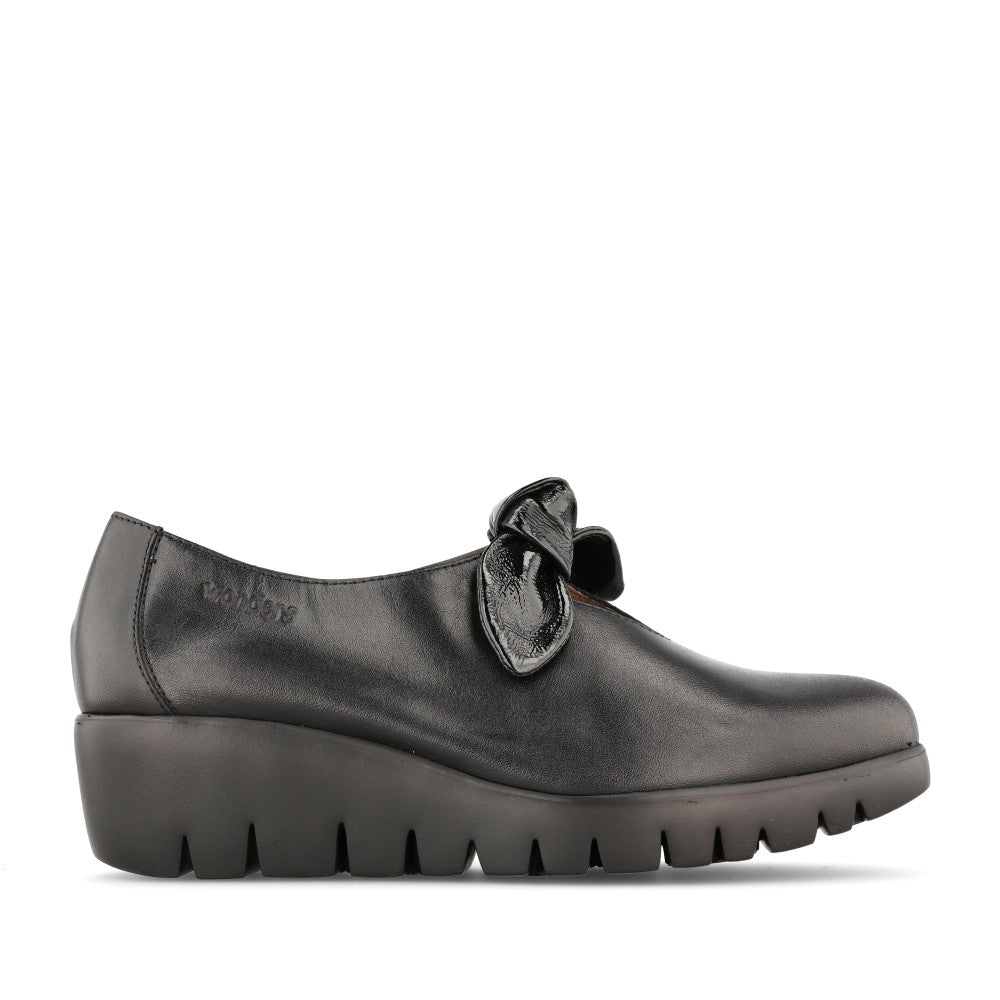 Ladies C-33159 Slip-on Shoe In Black