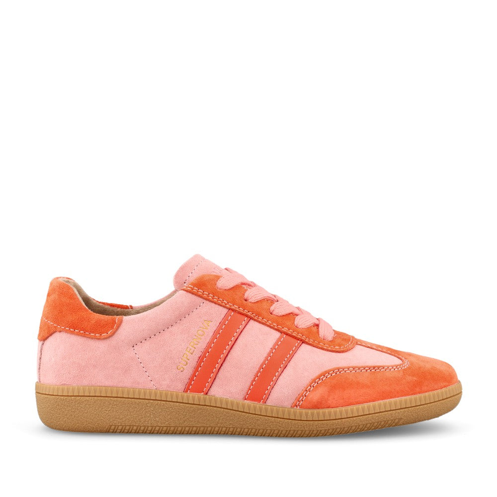 Ladies Sixty Four Laced Trainer In Coral Reef