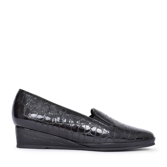 Ladies 0408140 Rochester Ii Slip On Wedge Shoe In Blk Patent