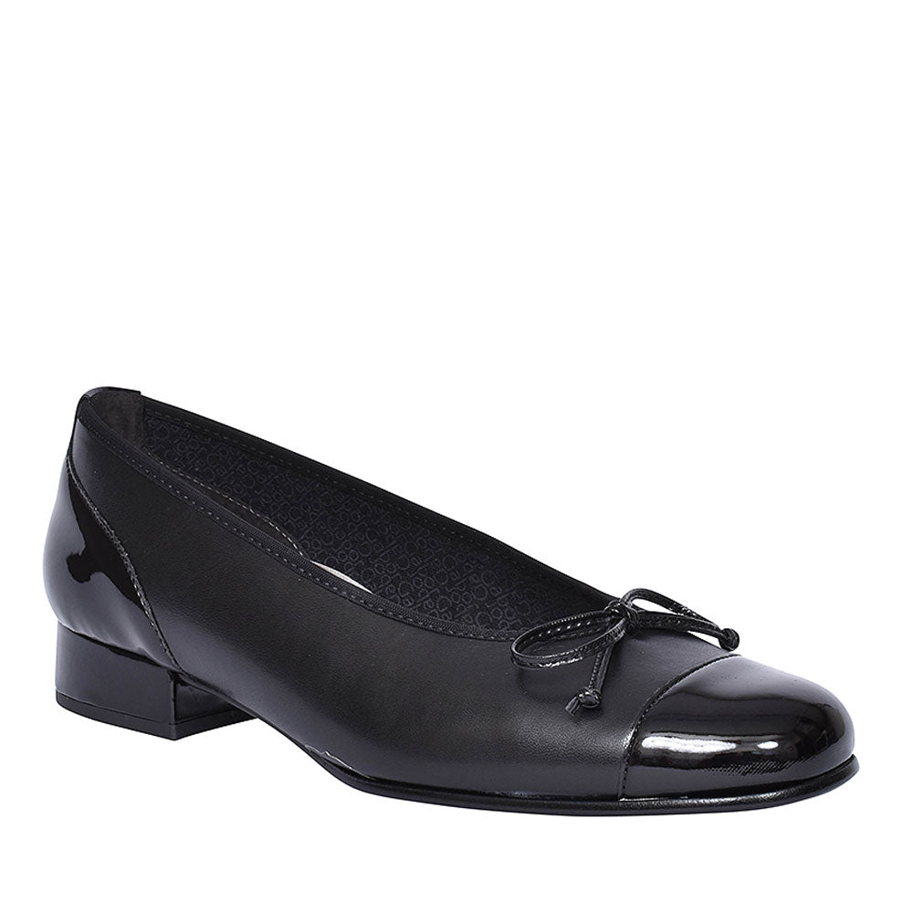 Low Heel Pump Shoe For Women In Black