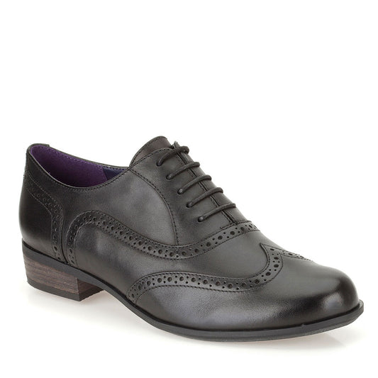 Hamble Oak Leather Brogue Shoe C Fit  In Blk Leather