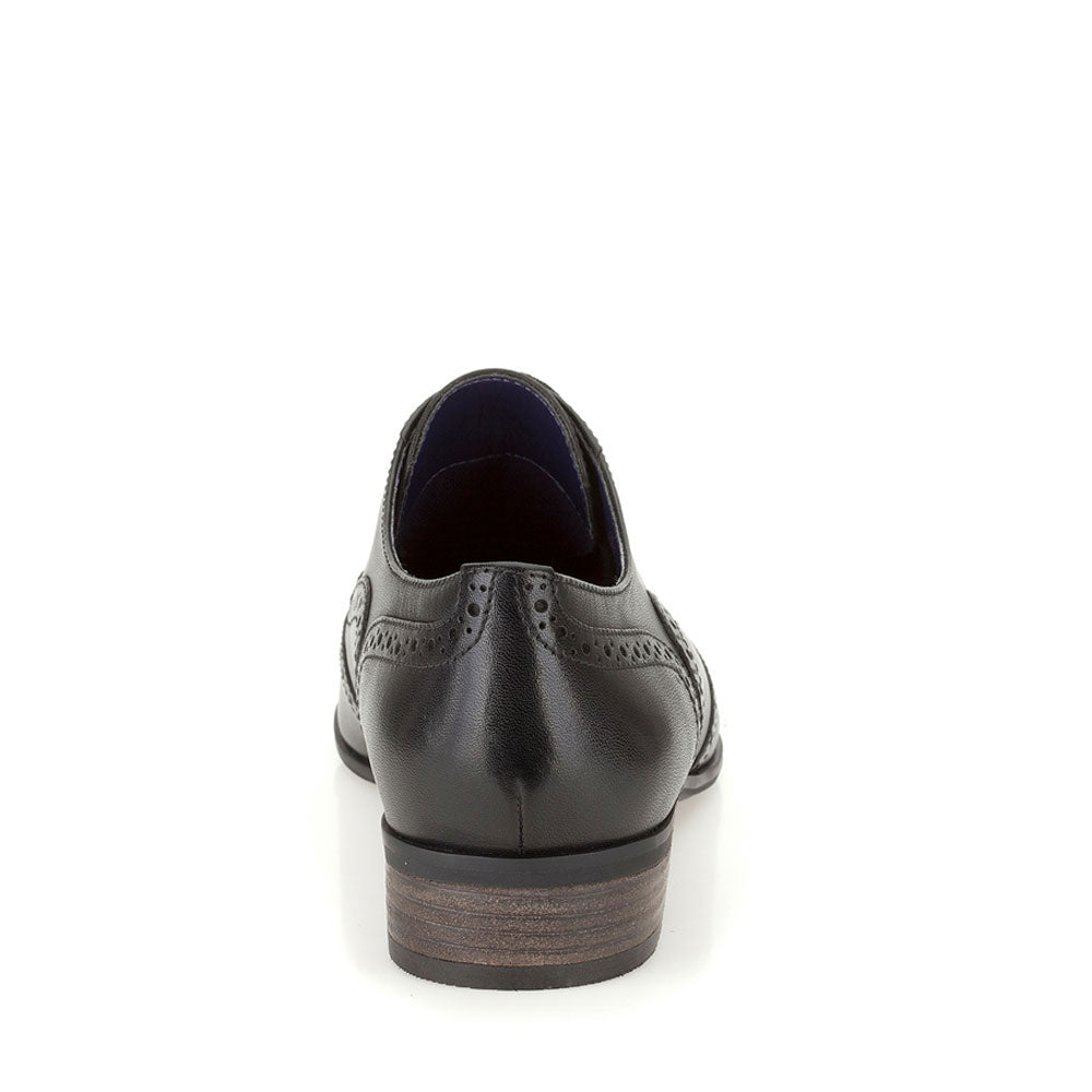 Hamble Oak Leather Brogue Shoe E Fit In Blk Leather