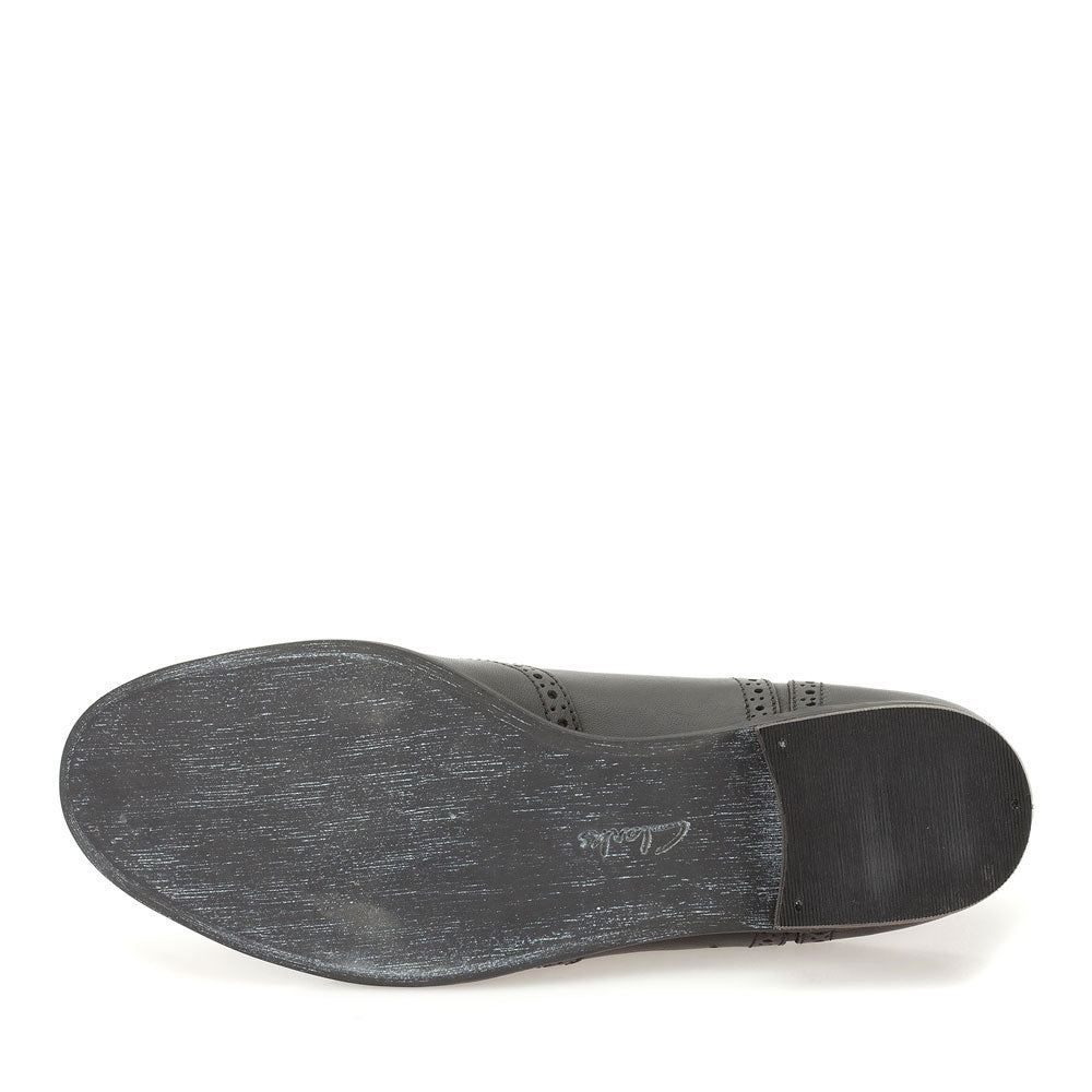 Hamble Oak Leather Brogue Shoe E Fit In Blk Leather