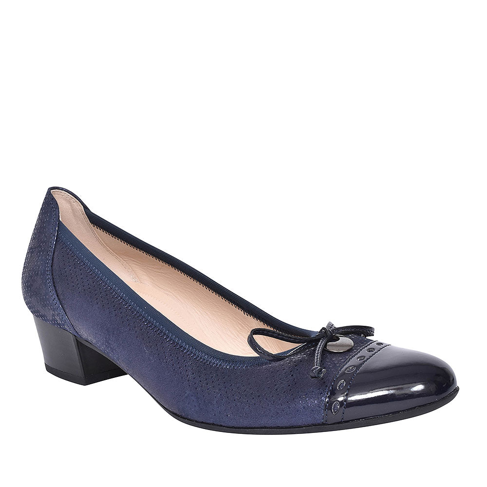 203 Bow Court Shoe For Ladies In Blue