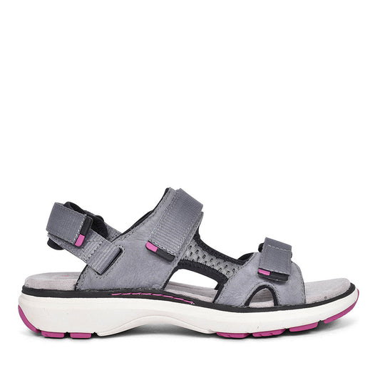 CLARKS UN ROAM NUBUCK SANDALS FOR LADIES in GREY