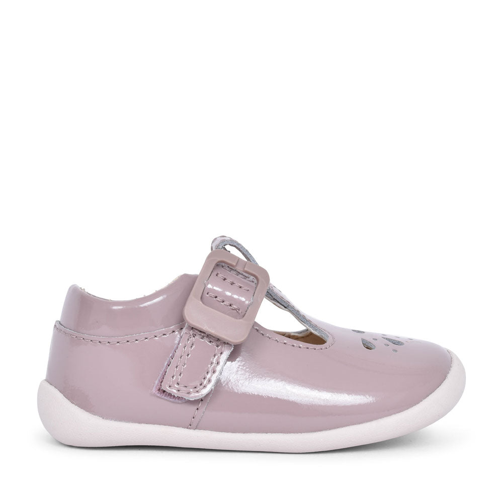 Girls Roamer Star Pink Patent T-bar Shoe In Kids H Fit