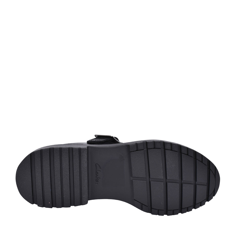 Girls Loxham Walk Black Leather Shoe In Kids G Fit