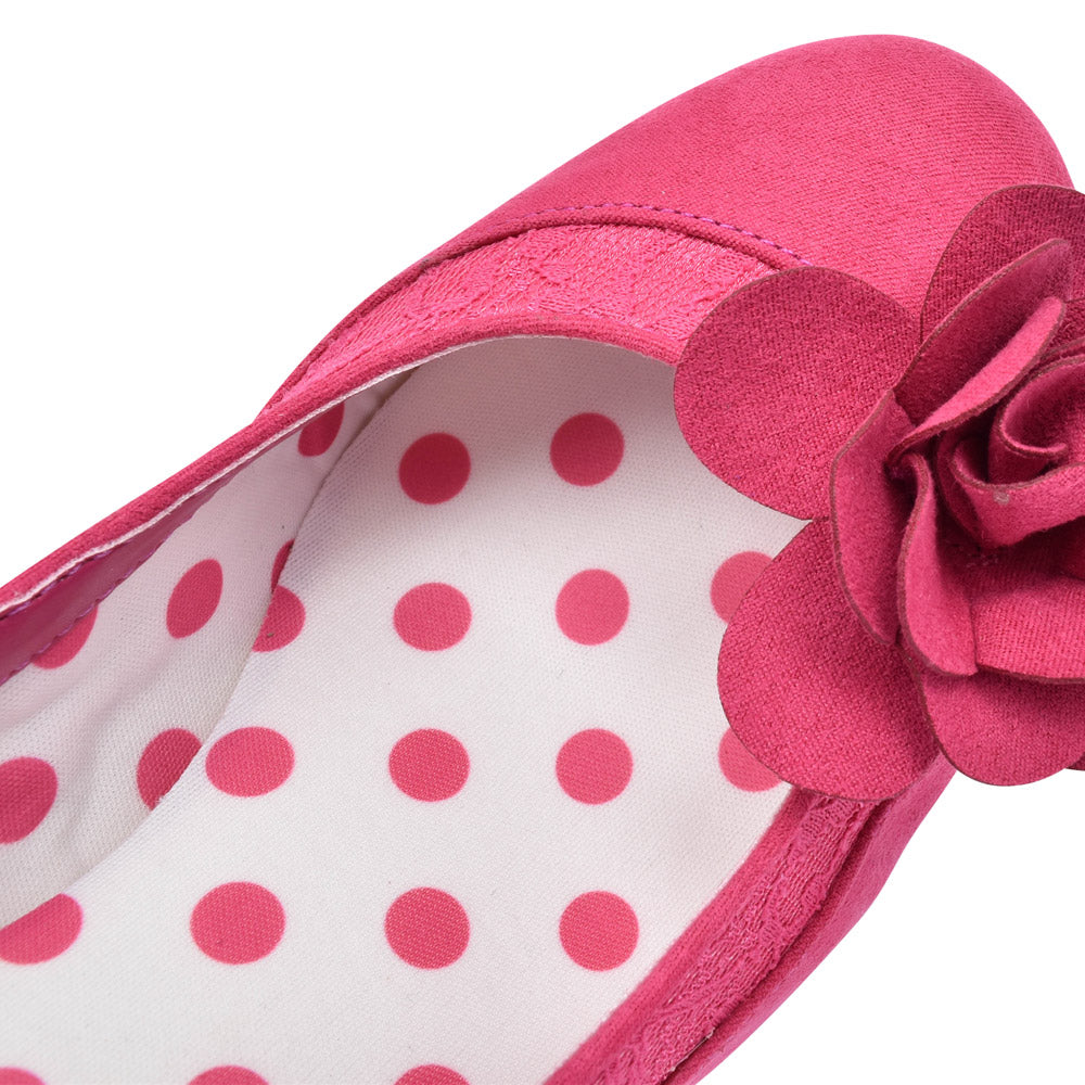 Ladies Chrissie Court Shoe In Pink