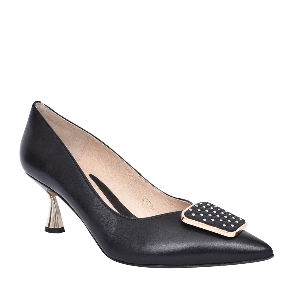 Ladies 7946 Low Heel Court Shoe In Black