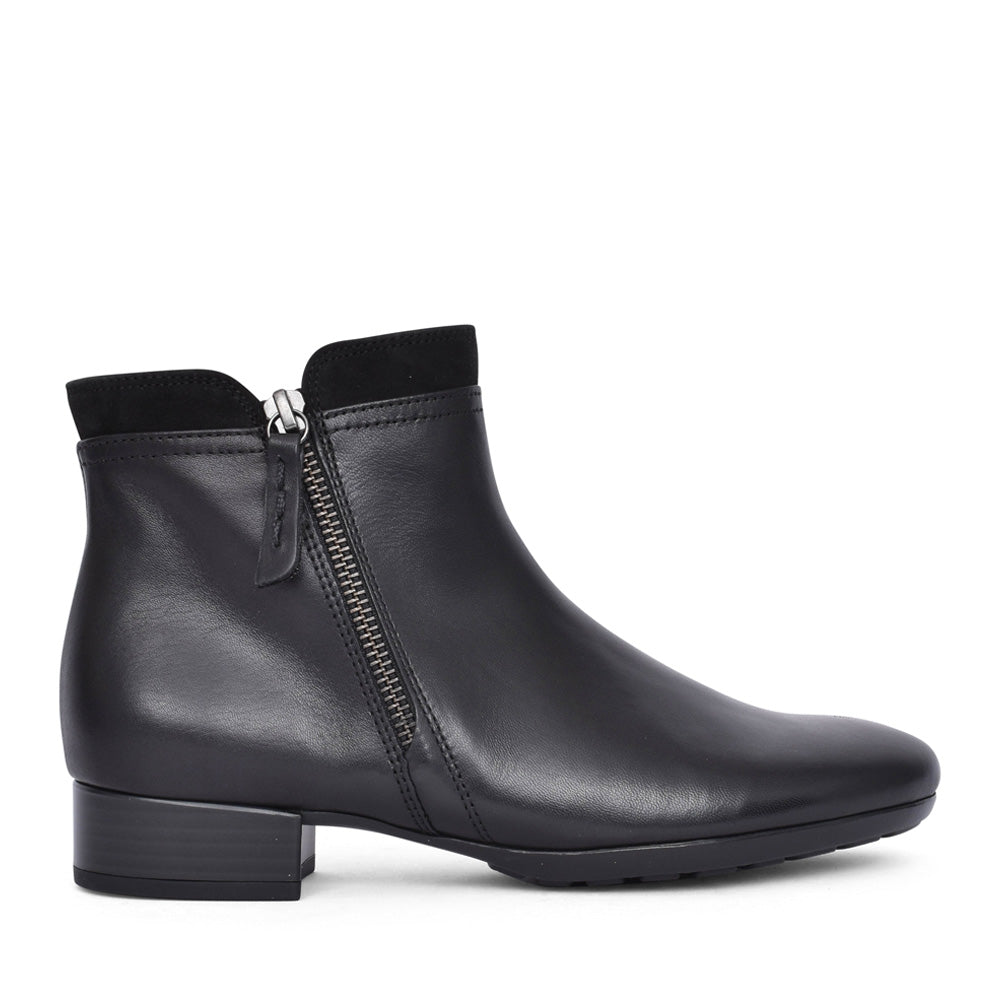 Ladies 92.718 Briano Ankle Boot In Black