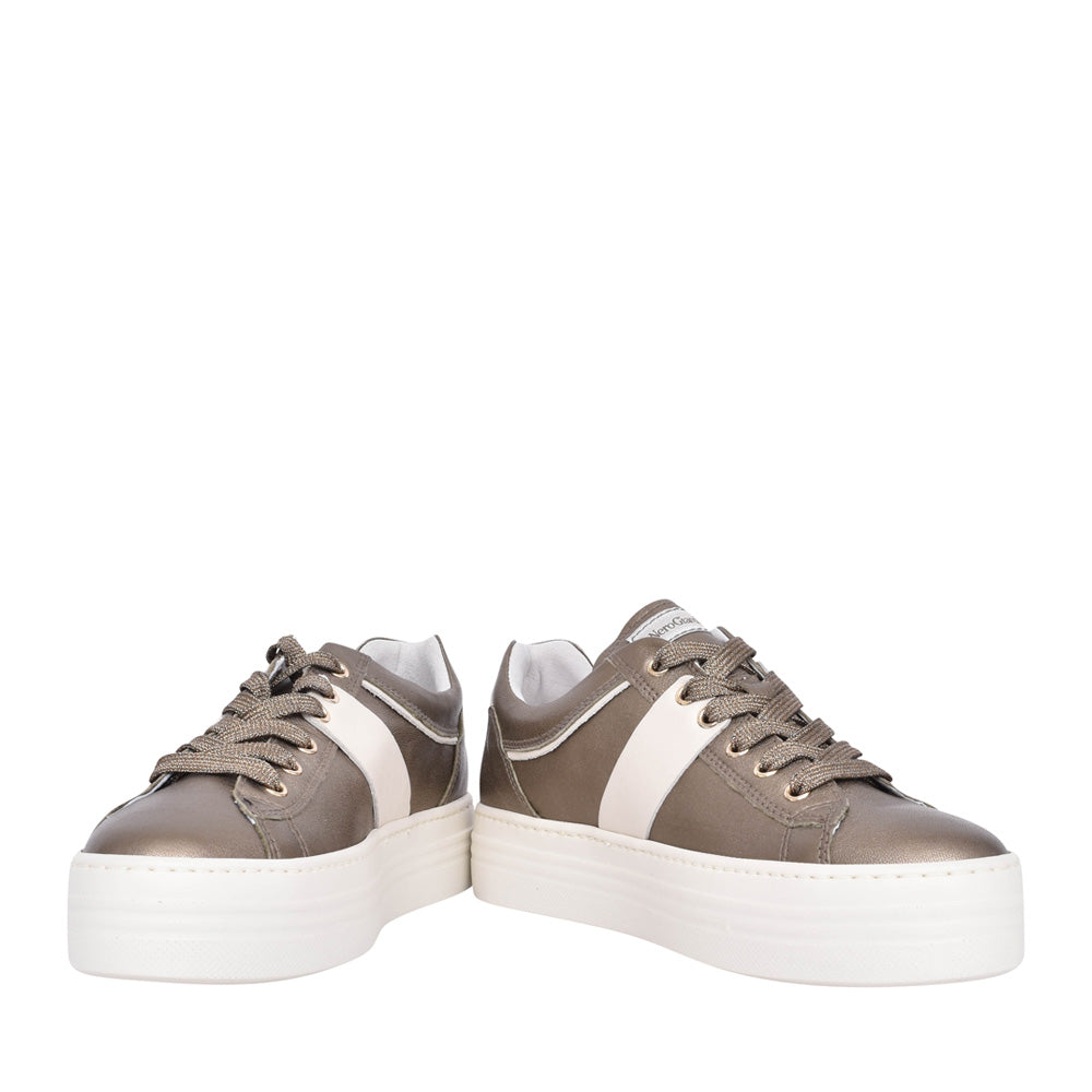 Ladies 205300 Trainer In Metallic