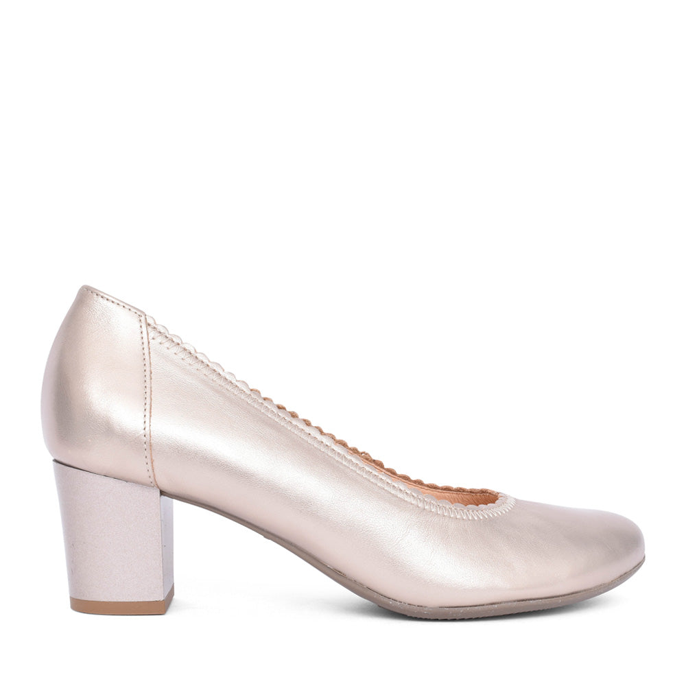 Ladies 5527 G-fit Low Heel Court Shoe In Metallic