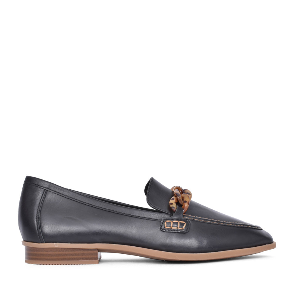 Ladies Sarafyna Iris Leather D-fit Loafer In Black