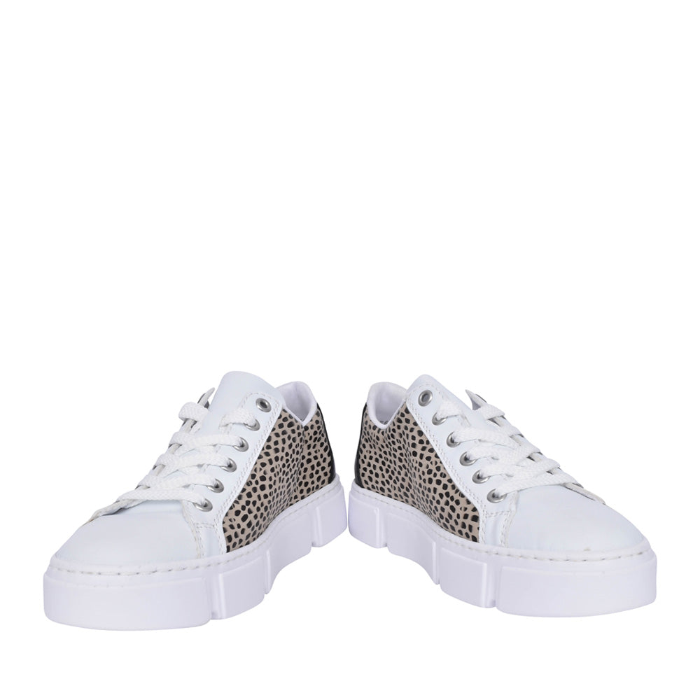 Ladies N5910 Laced Trainer In White