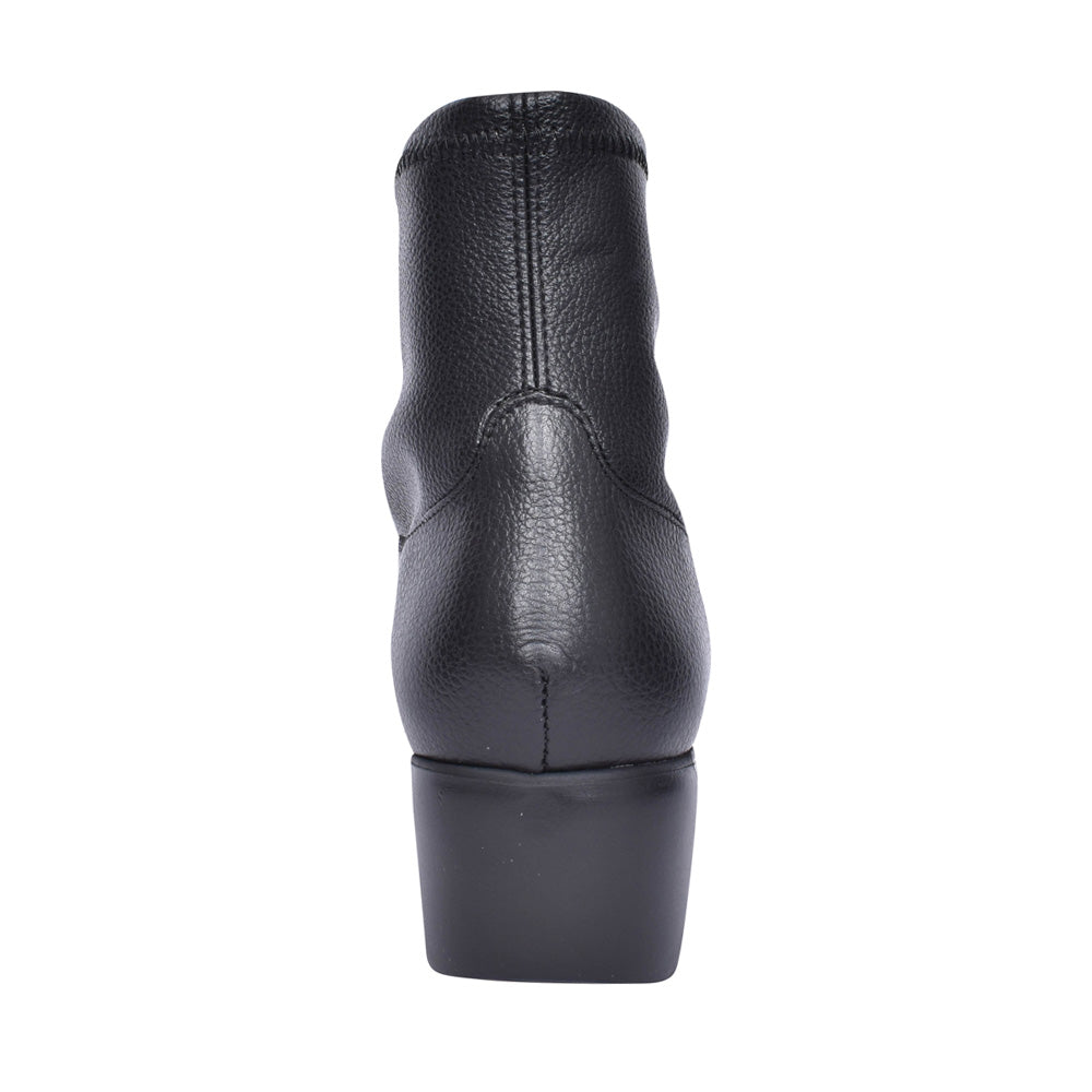 Ladies C-33302 Wedge Ankle Boot In Black