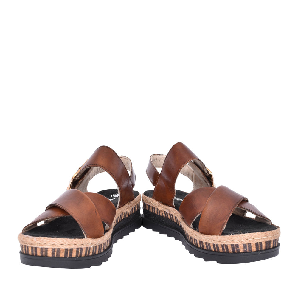 Ladies V7951 Low Heel Sandal In Brown