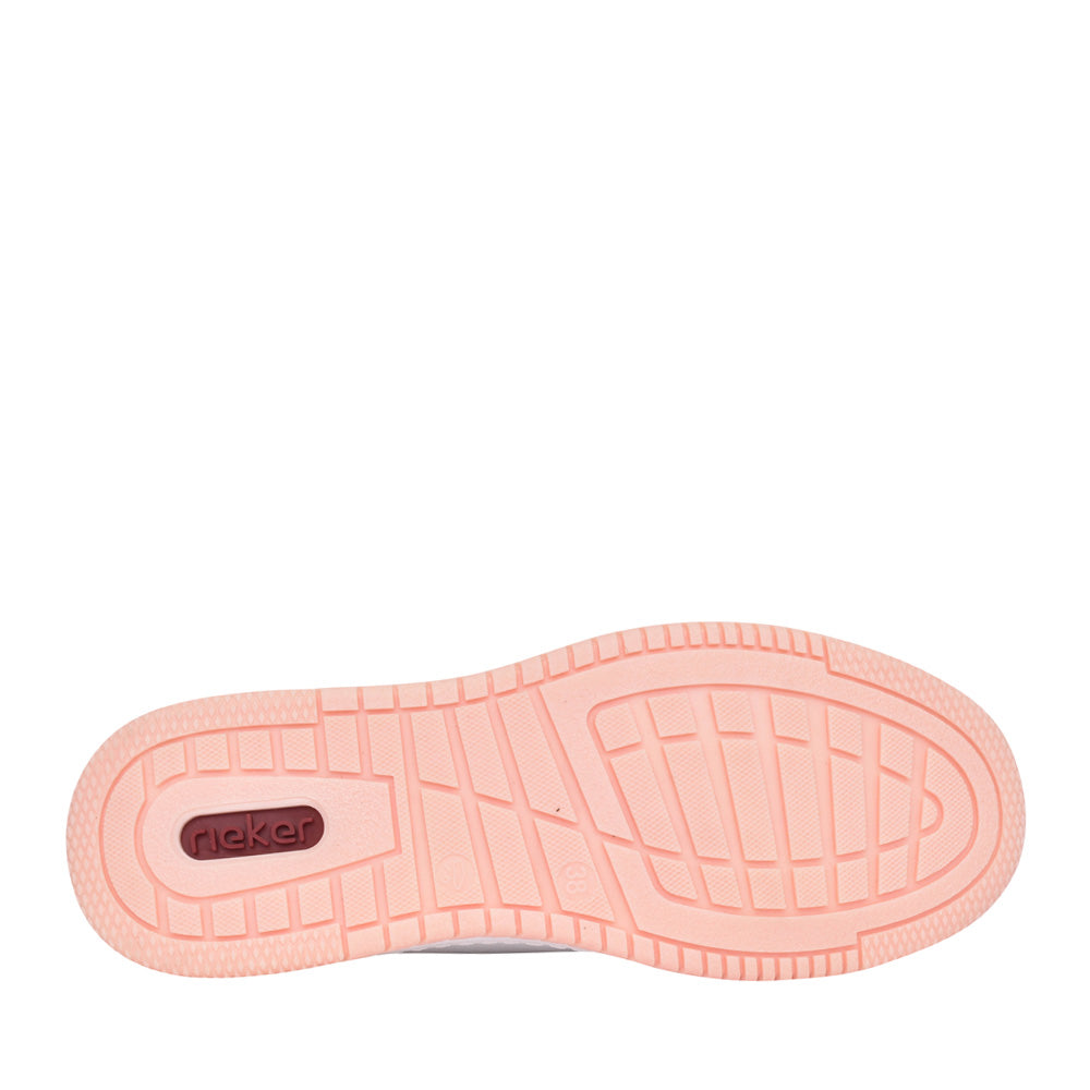 Ladies M5520 Laced Trainer In White Multi