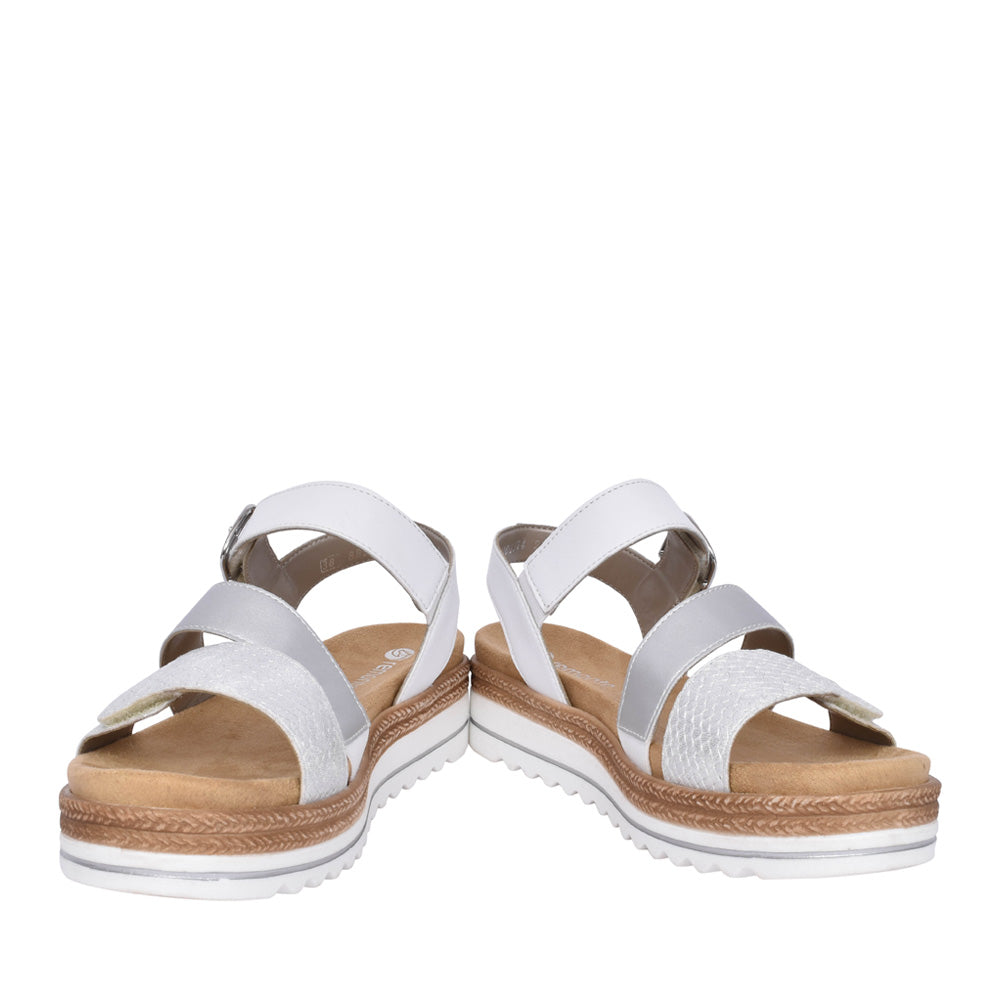 Ladies D0q55 Velcro Sandal In Silver