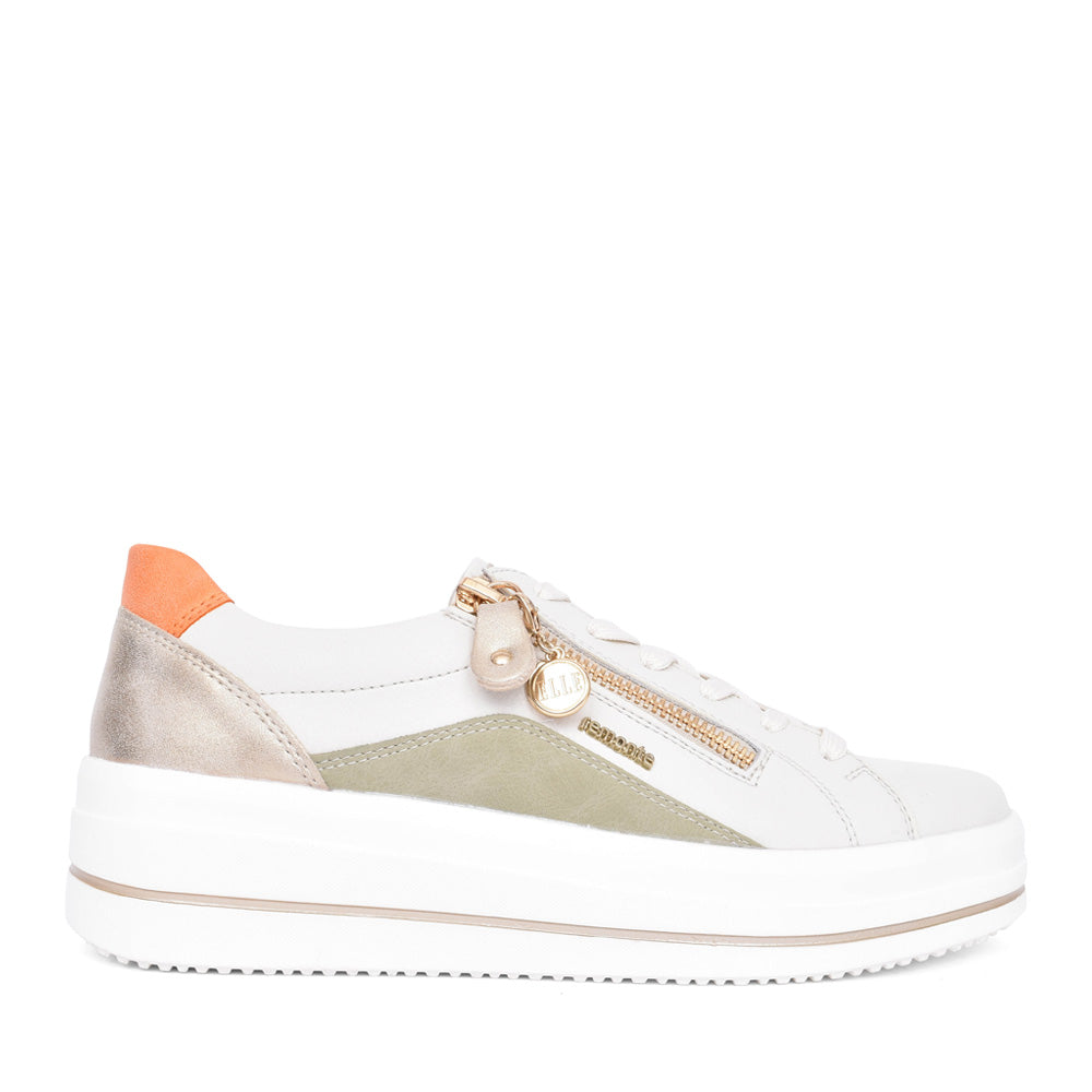 Ladies D1c01 Laced Trainer In Off White