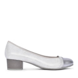Ladies 8-22366 Low Heel Court Shoe In Silver