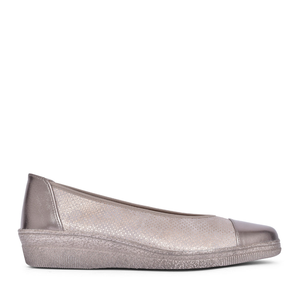 Ladies 46.042 Petunia Slip-on Shoe In Metallic