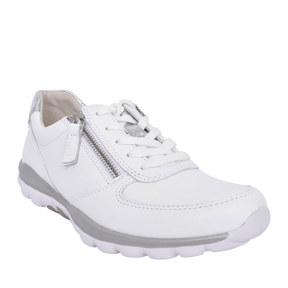Ladies 46.968 Fantastic Laced Trainer In White