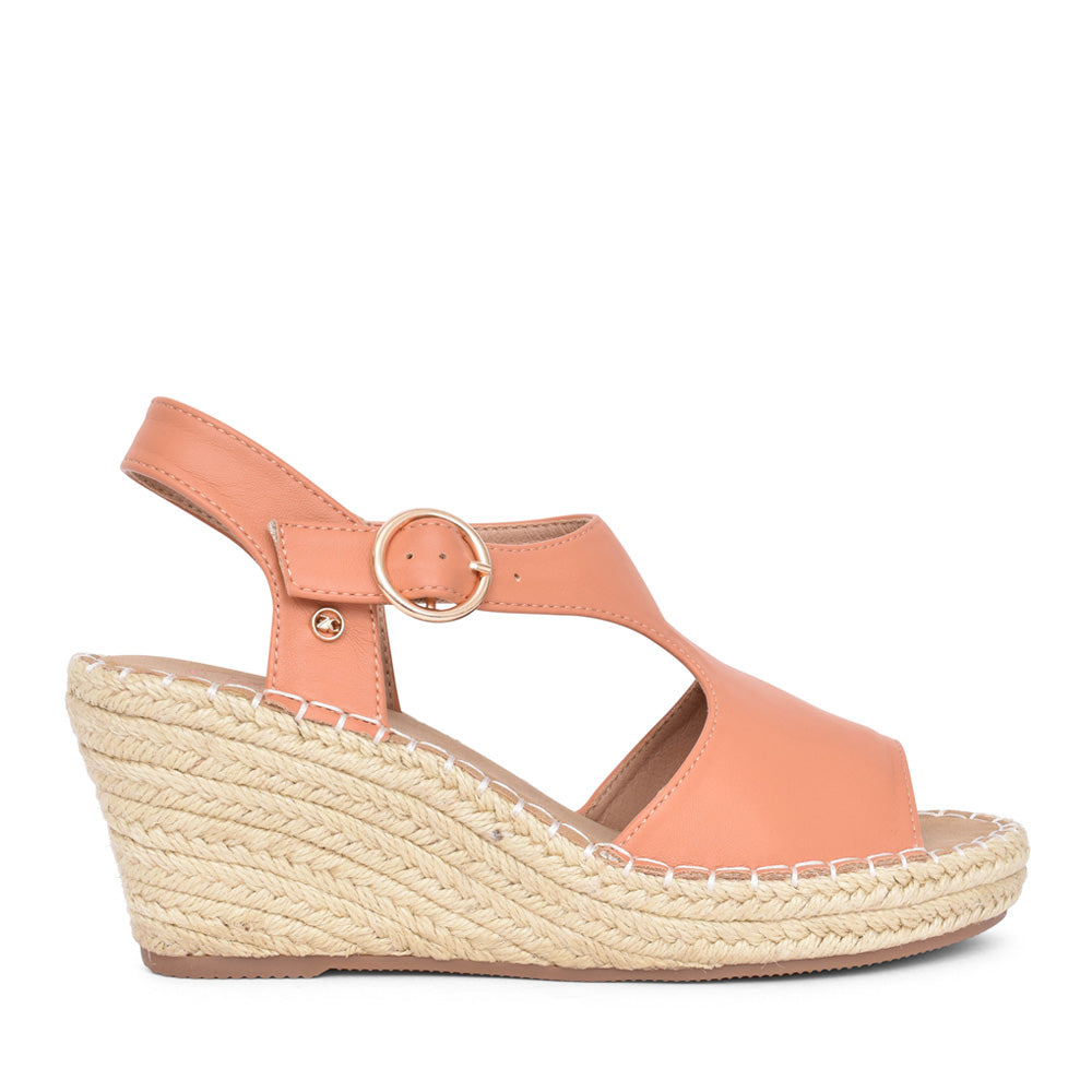 Ladies Mongolia Wedge Sandal In Coral