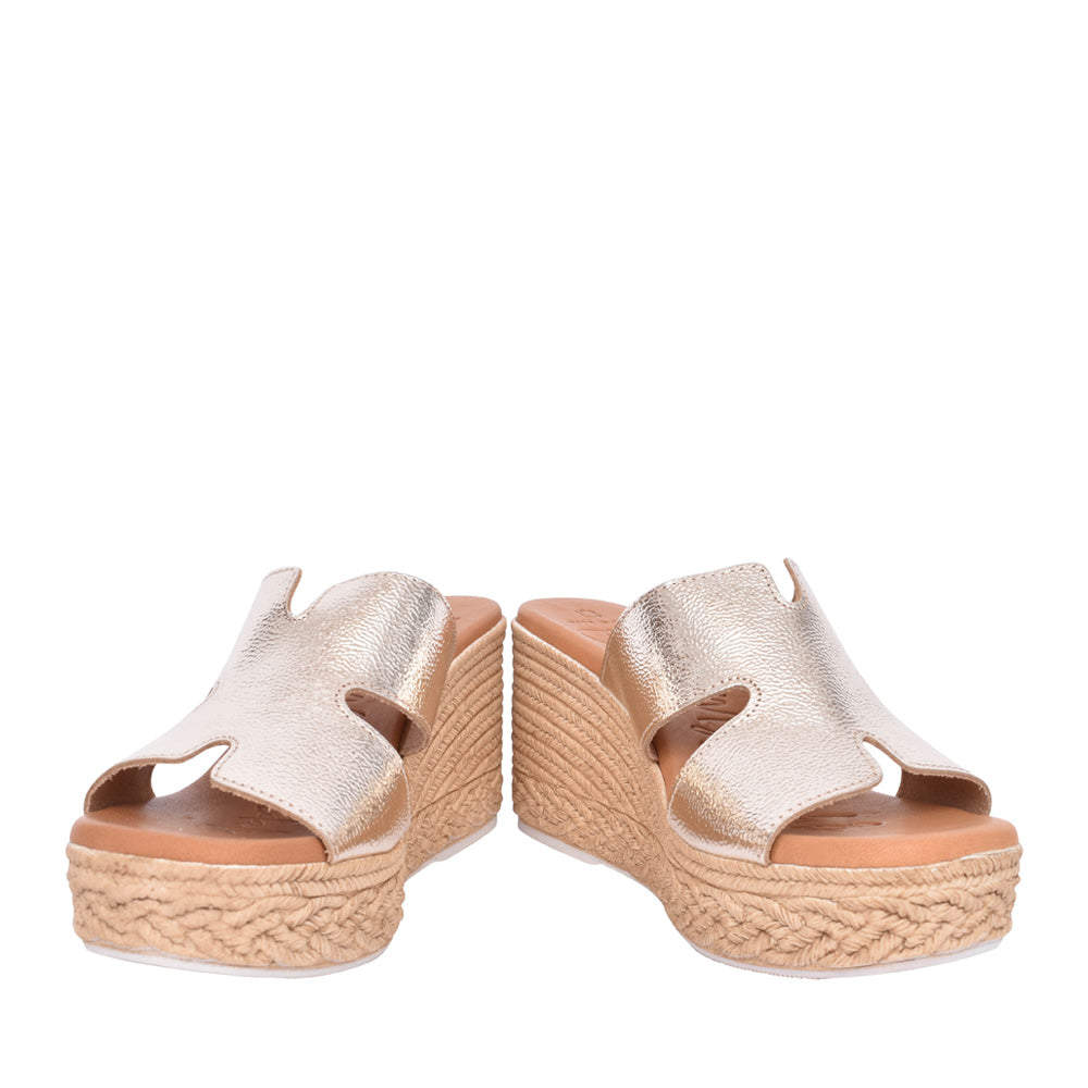 Ladies 5458 Wedge Mule In Champagne