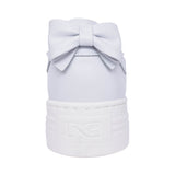 Ladies E306521d Laced Trainer In White