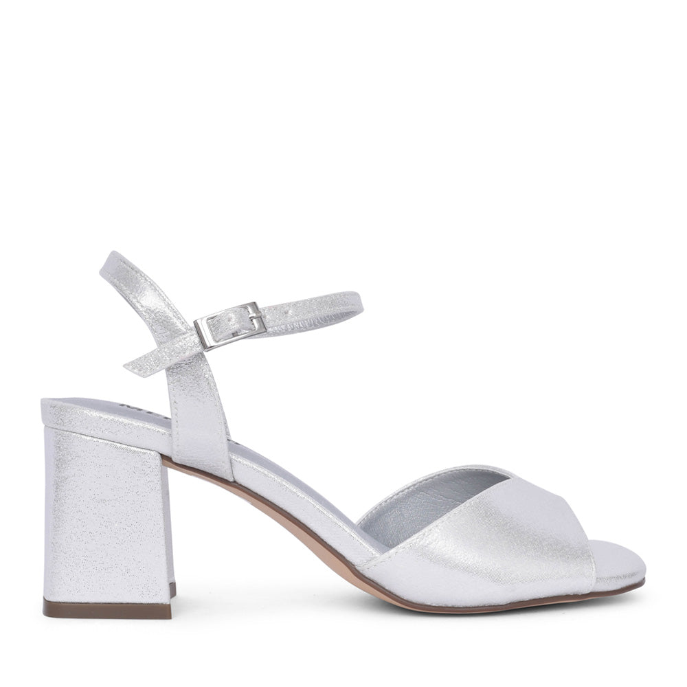 Ladies 25600 Block Heel Sandal In Silver