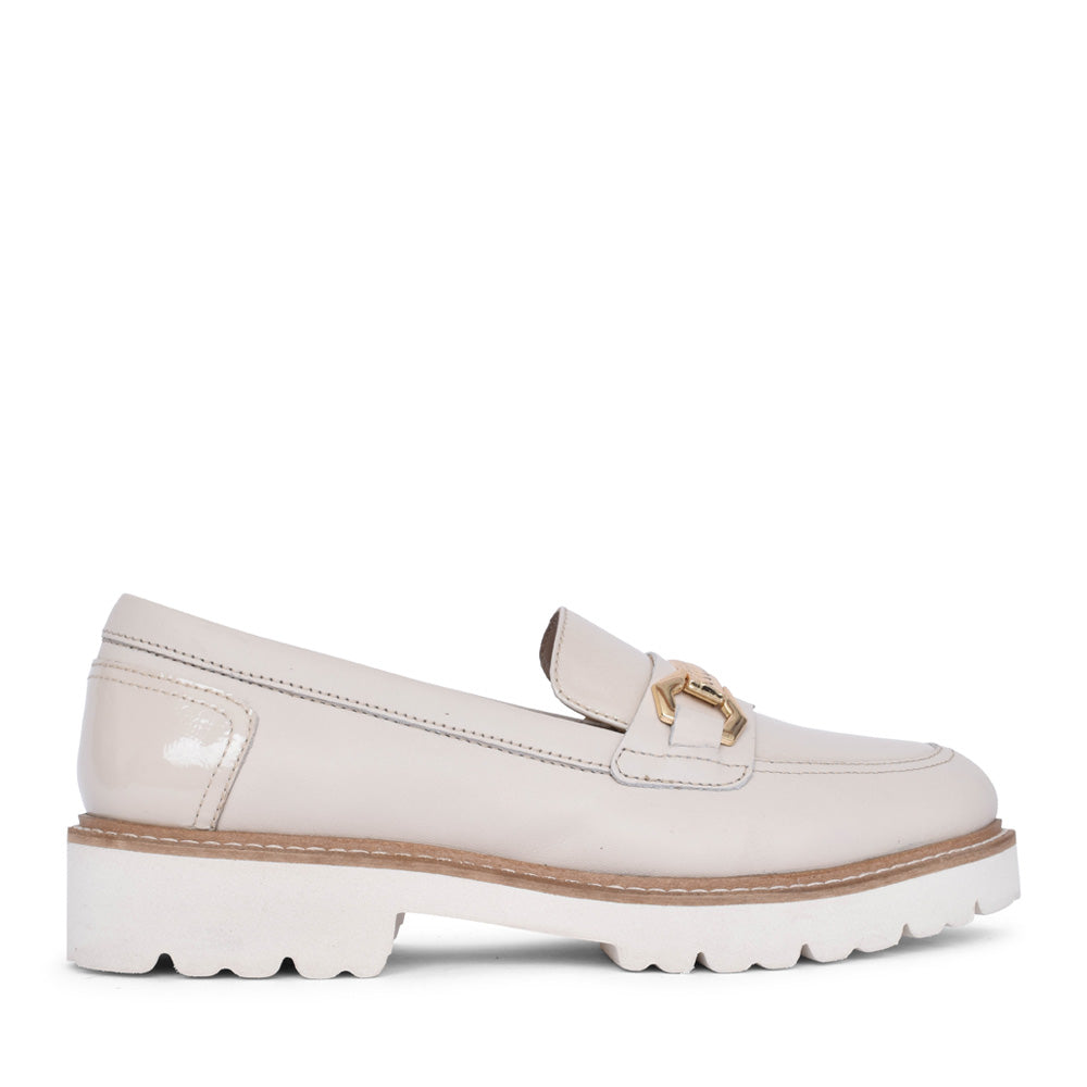 Ladies Kendal Loafer In Off White