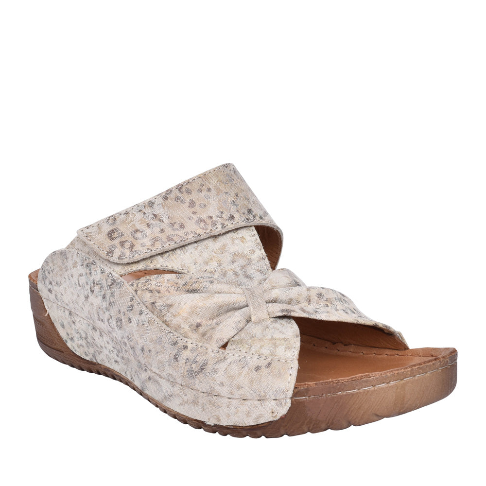Ladies Lexi A7172 Bow Mule In Taupe