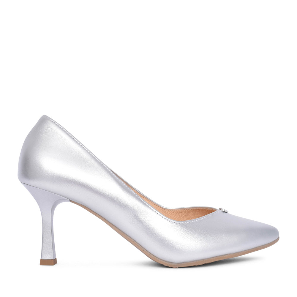 Ladies 6543 G-fit Medium Heel Court Shoe In Silver