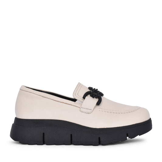Ladies Loriini Izzy D-fit Loafer In Cream