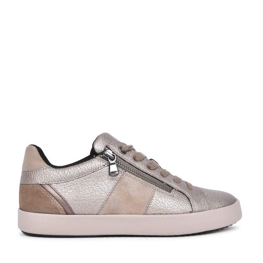Ladies D366he D Blomiee Laced Trainer In Bronze