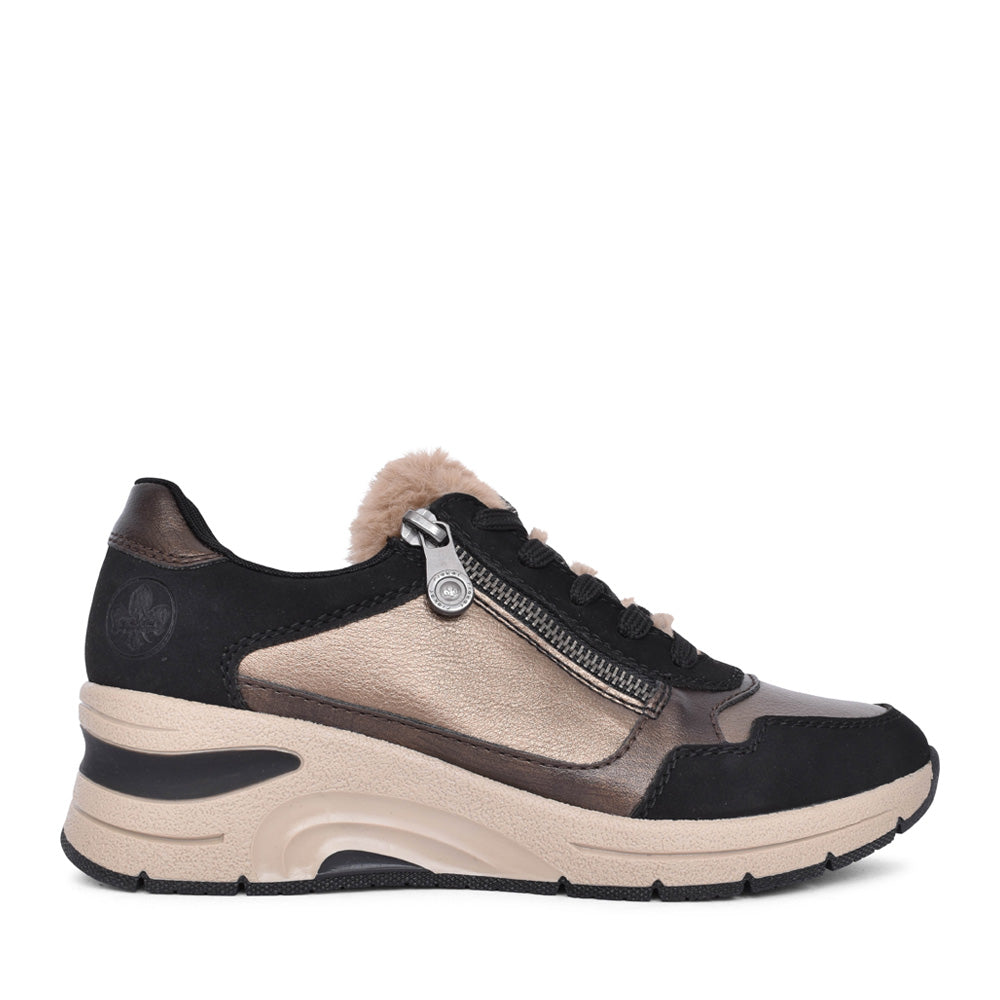 Ladies N9301 Laced Trainer In Beige