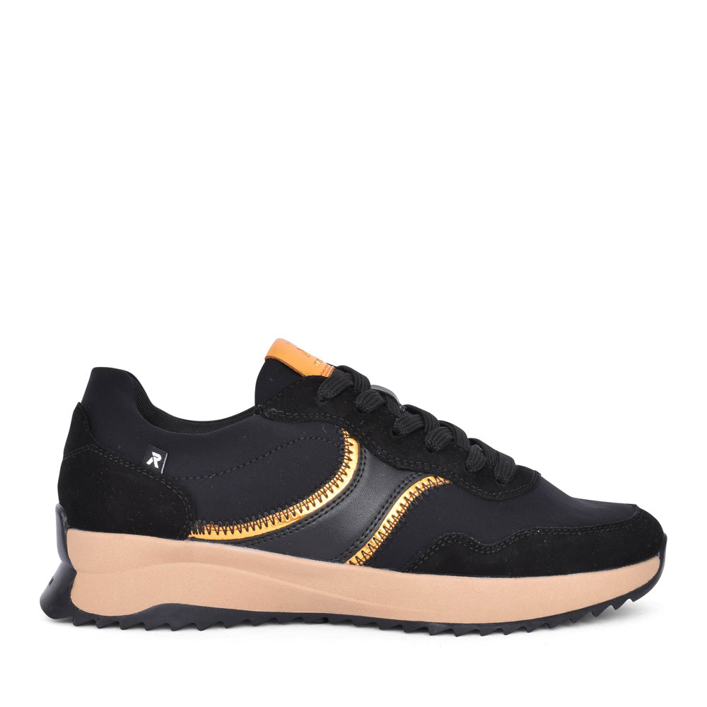 Ladies W1302 Laced Trainer In Black