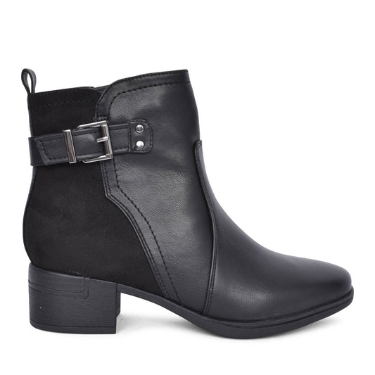 Ladies 8-25374 Ankle Boot In Black